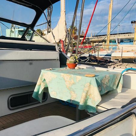 מלון סנט אדריה דה בסוס Yacht Experience Barcelona מראה חיצוני תמונה